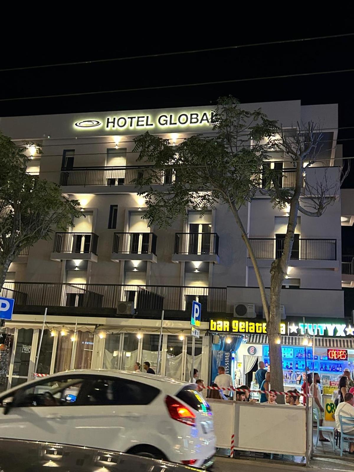 Global Hotel Rimini Luaran gambar